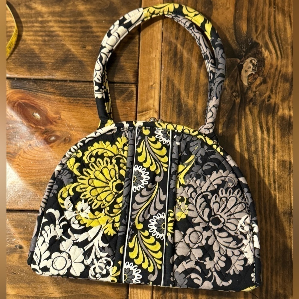Lovely Vera Bradley Eloise Kiss lock RETIRED satchel black/yellow/tan/white